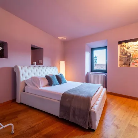 Apartment Petra In By Wonderful Italy *